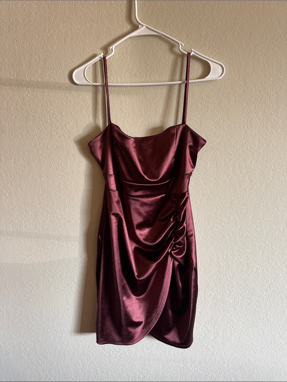 burgundy dress windsor | Dresses | Windsor Satin Cowl Ruched Mini In windsor red dress short I knew this solid Colour:Canary sequin prom dresses 2023